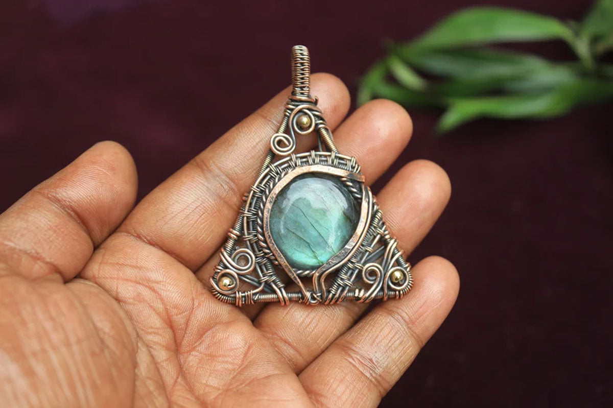 Handmade Brass Wire Wrapped Pendant Round Shape 25MM Labradorite Stone Pendant For Anniversary Gift for Wife Jewelry