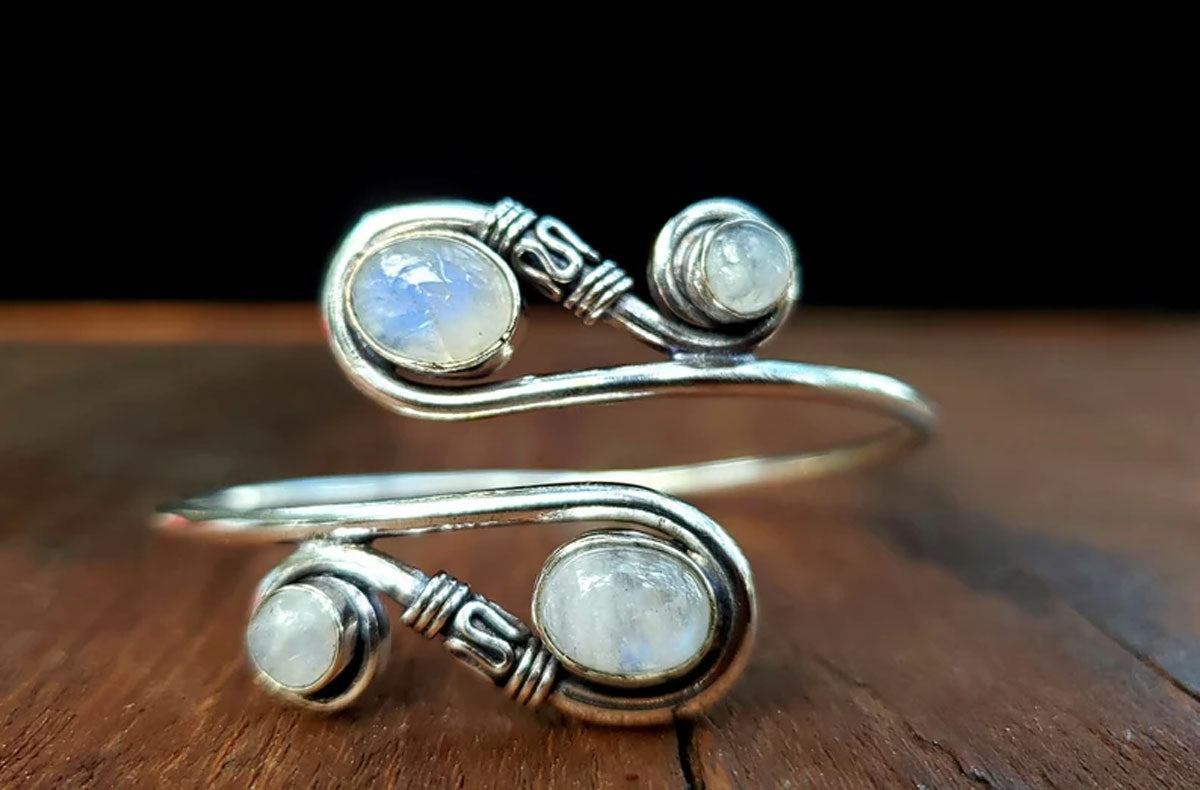 Adjustable Handmade Brass Bangle Size 8To10MM Round Shape Renewal Moonstone Bezel Set Bangle For Happy Birthday Gift For Women