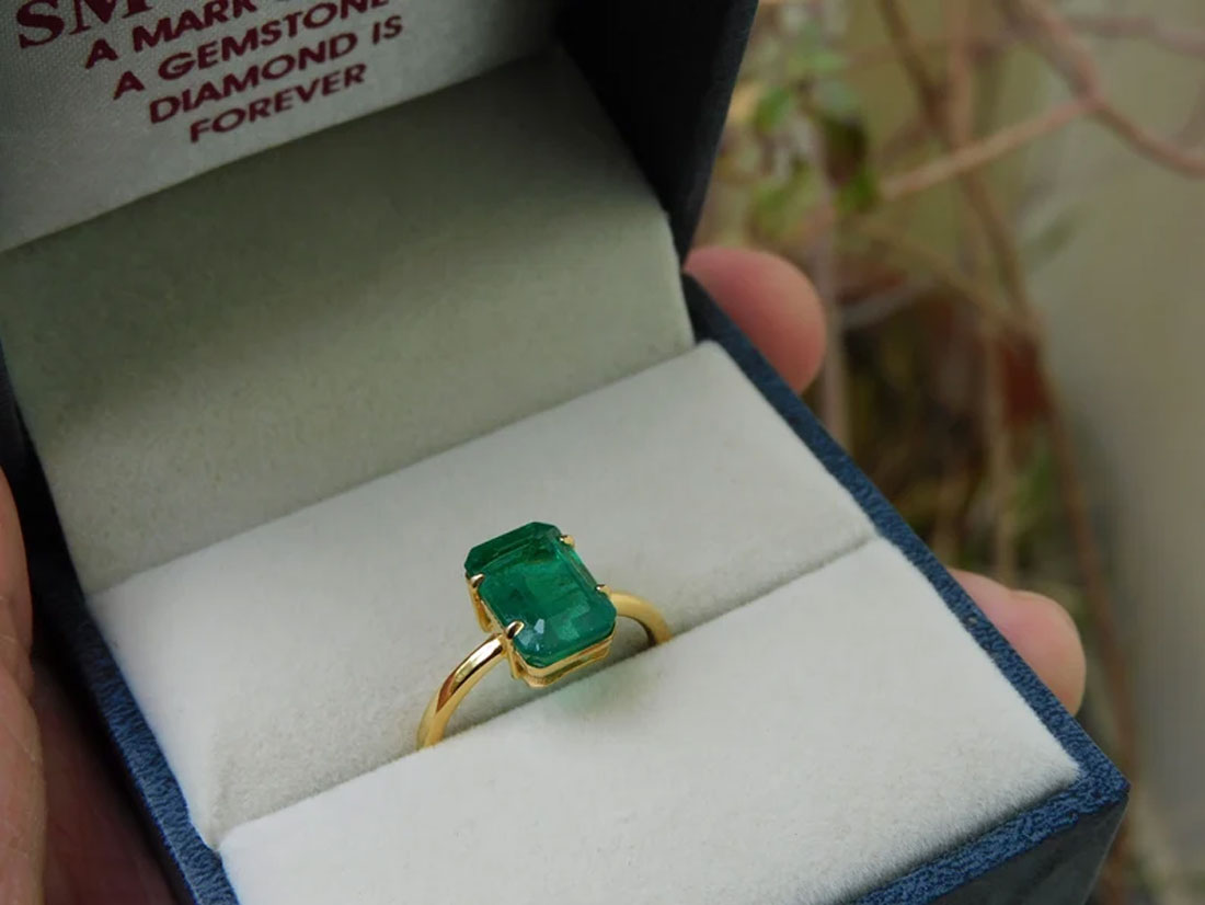 Natural Emerald Gemstone Ring 8x12MM | 925 Silver Prong Set