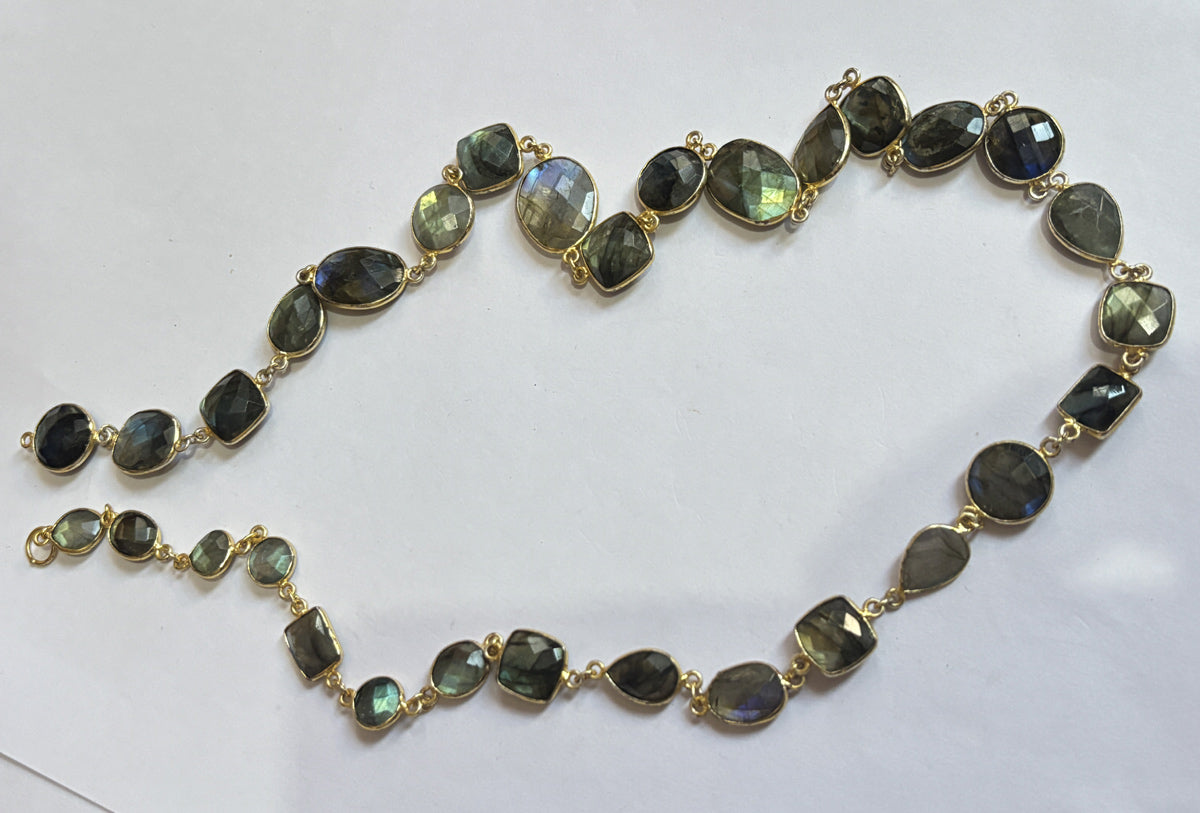 Handmade 10To12mm Natural Labradorite Beads Gems Uneven Shape Metal Chain Necklace Bezel With Drilled Set Jewelry For Women Gift Metal Brass Necklace Jewelry