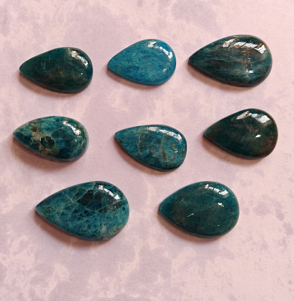 Blue Apatite Pear Cut Gemstone for Jewelry