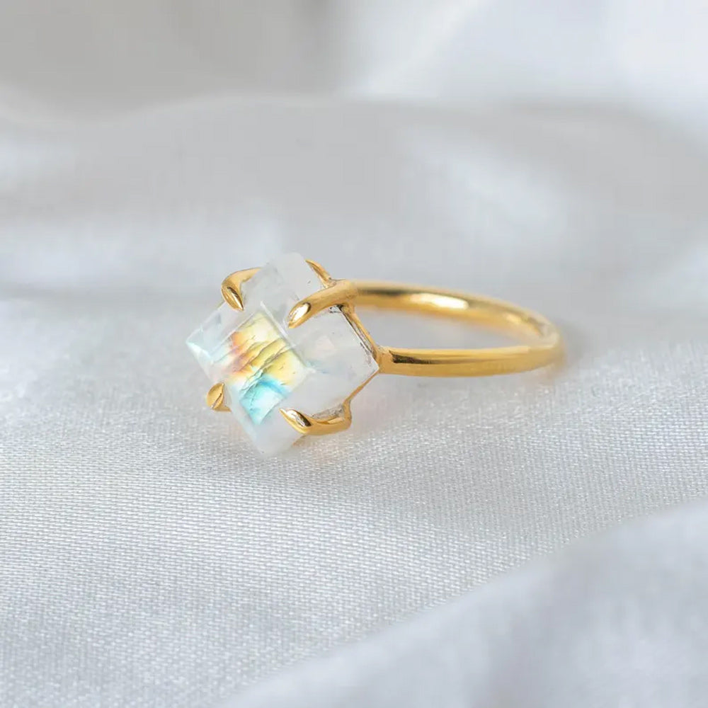 Trendy 925 Sterling Silver Gold Plated Gems Rings 10MM Handmade Rainbow Moonstone Square Octagon Shape Prong Set Ring For Her Jewelry