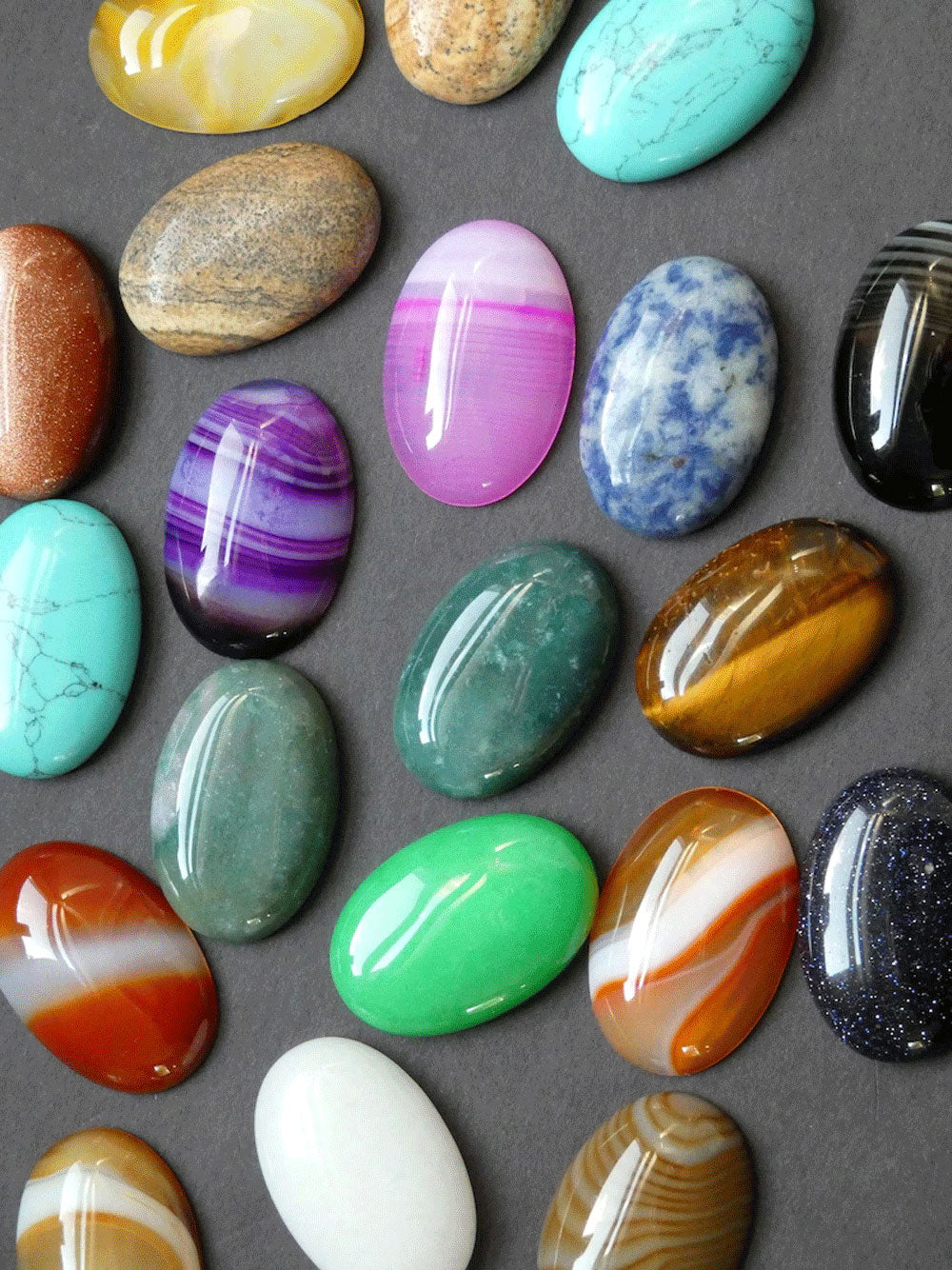 Handmade Carving Gemstone Oval Shape 12To16MM Mixed Natural Carving Stone For Used Making Jewelry
