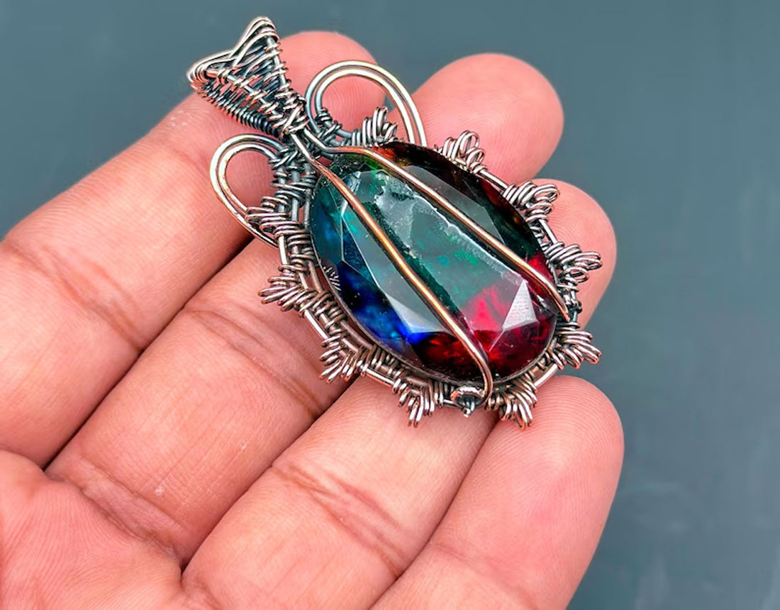 Handmade Brass Wire Wrapped Pendant Oval Shape 25To30MM Lacerated Quartz Stone Pendant For Anniversary Gift for Wife Jewelry