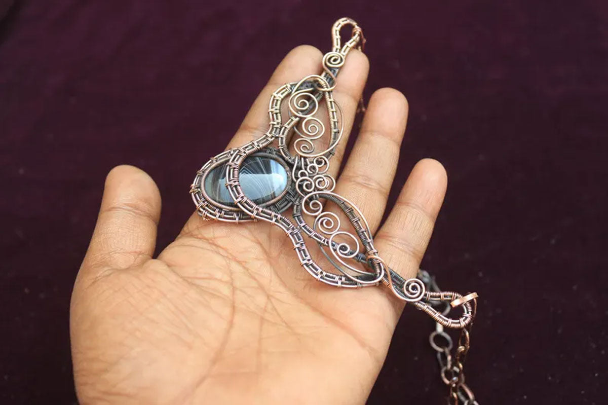 Handmade Wire Wrapped Brass Necklace Stone Size 25To30MM Oval Shape Sardonyx Bezel Set Necklace For Happy Birthday Gift For Women