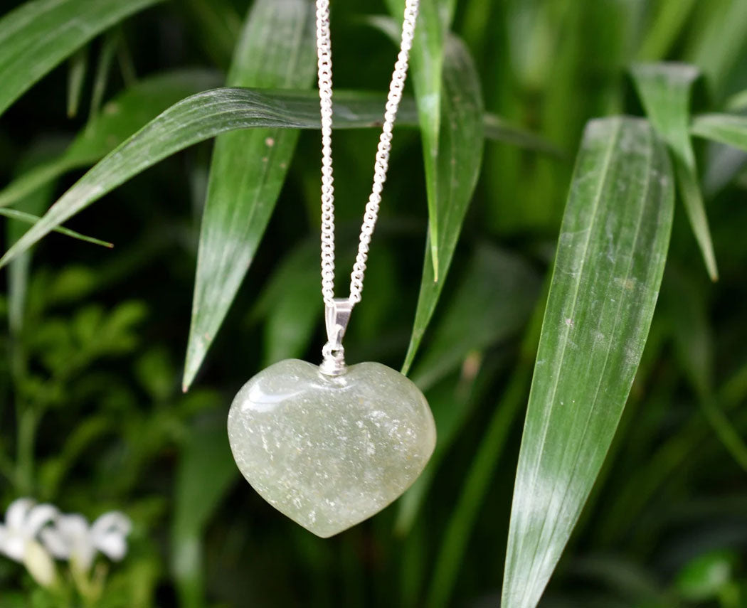 2025 Trendy Heart Shape 10mm Crafted By Hand 925 Sterling Silver Pendant With Chain Necklace Jewelry Green Fluorite Gemstone Pendant Bezel Setting For Anniversary Gift's Women or Men Jewelry