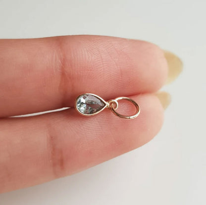 Natural Cristal Quartz Pear Shape Silver Pendant Jewelry