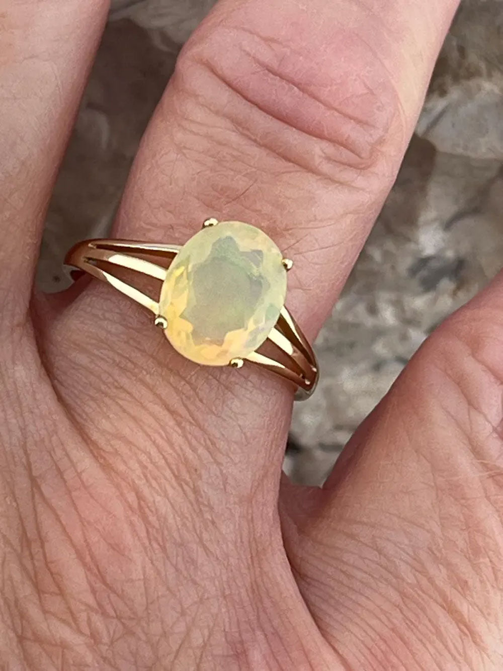 Gold Split-Shank Ring with Faceted Green Amethyst