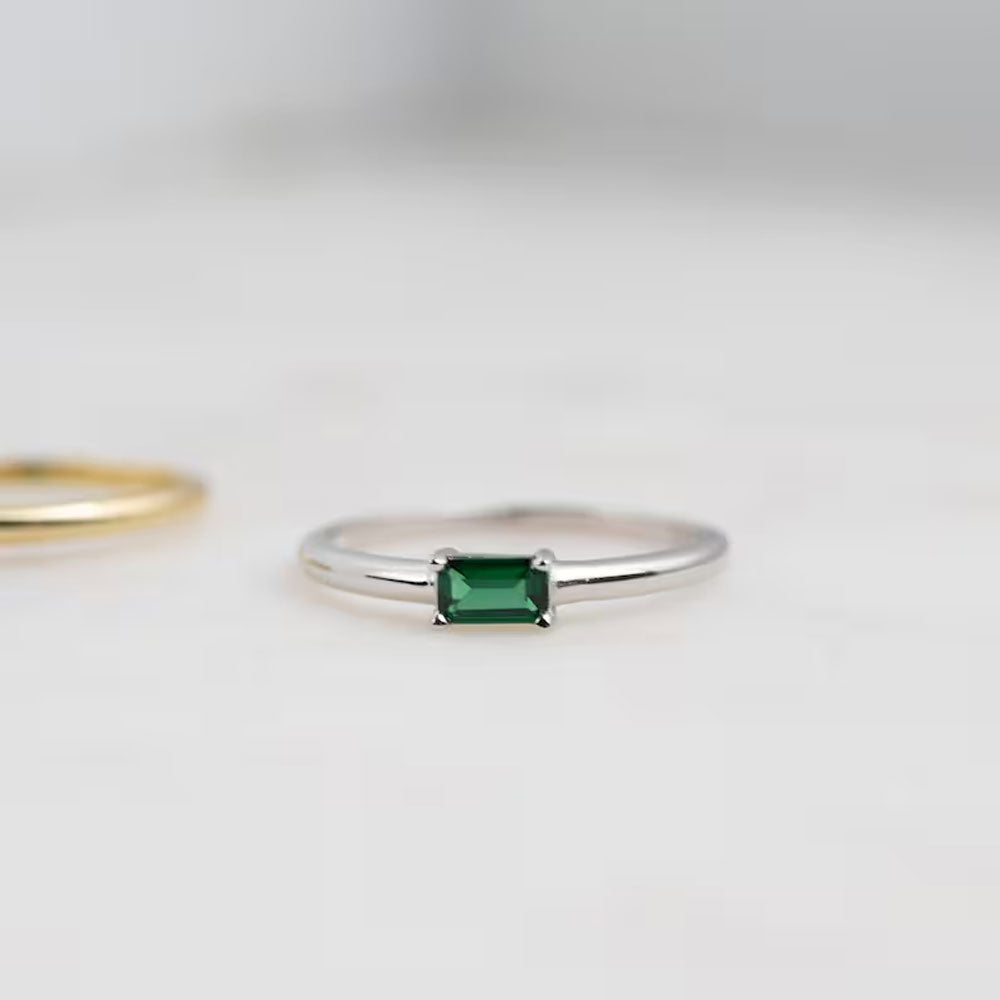 Handmade 925 Sterling Silver Apatite Ring 5x7mm