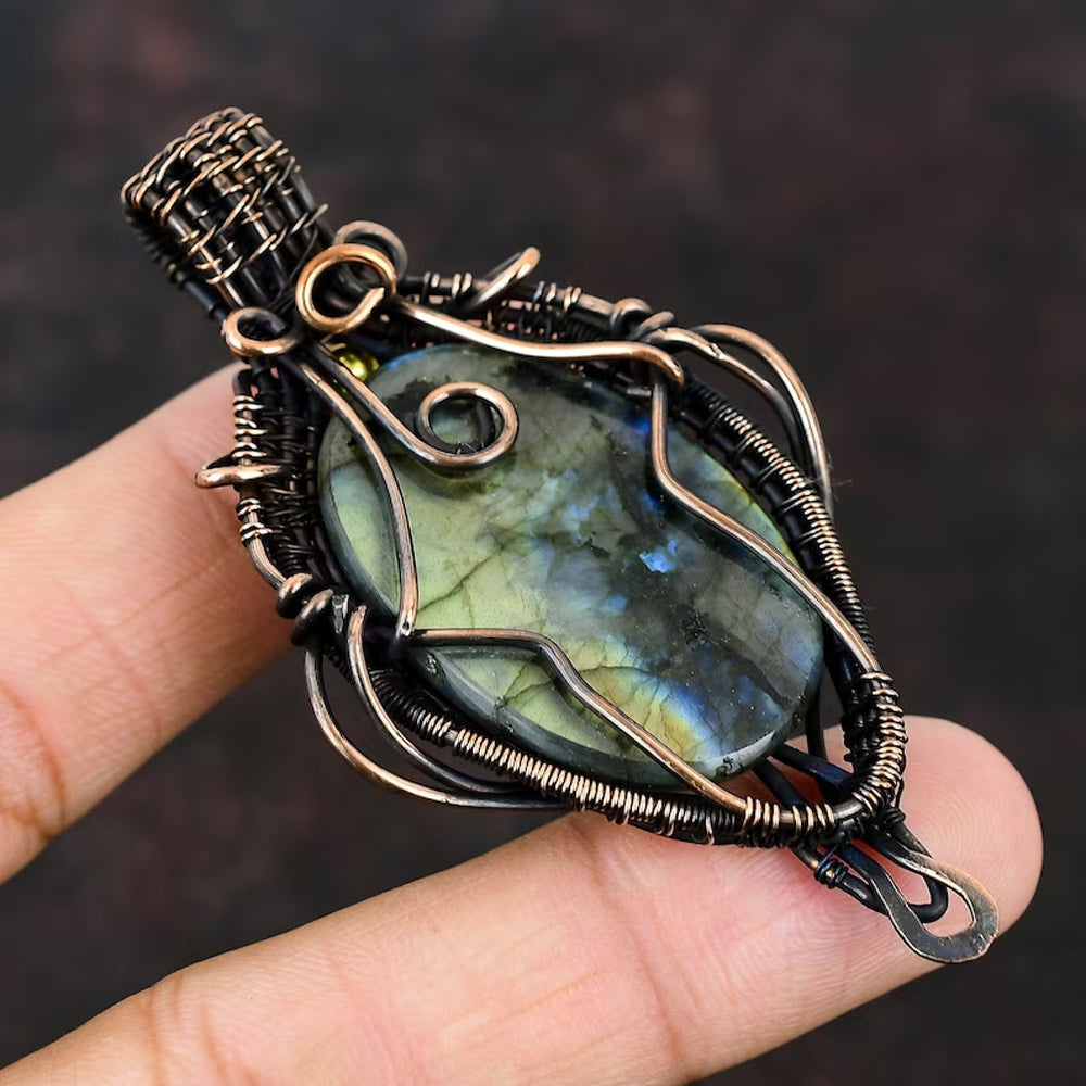 Trendy Handmade Copper Bezel With Wire Wrapped Pendant Round Shape 25To30MM Labradorite Gemstone Pendant For Happy Birthday Gift's
