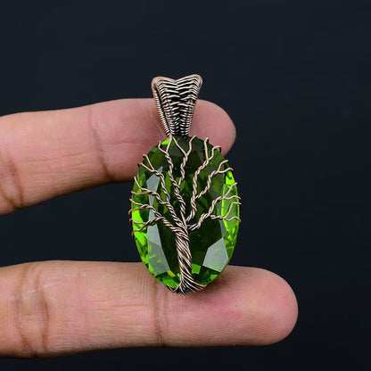 Trendy Handmade Copper Bezel With Tree Wire Wrapped Pendant Oval Shape 25To30MM Paridot Quartz Gemstone Pendant For Happy Birthday Gift's