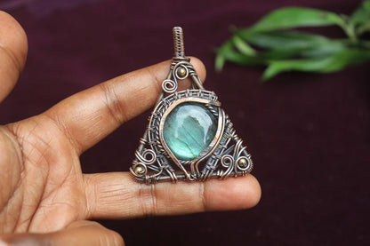 Handmade Brass Wire Wrapped Pendant Round Shape 25MM Labradorite Stone Pendant For Anniversary Gift for Wife Jewelry