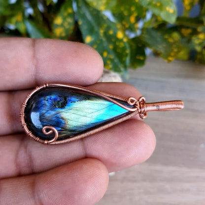 Handmade Brass Wire Wrapped Labradorite Pendant Pear Shape 25MM Labradorite Stone Pendant For Anniversary Gift for Wife Jewelry