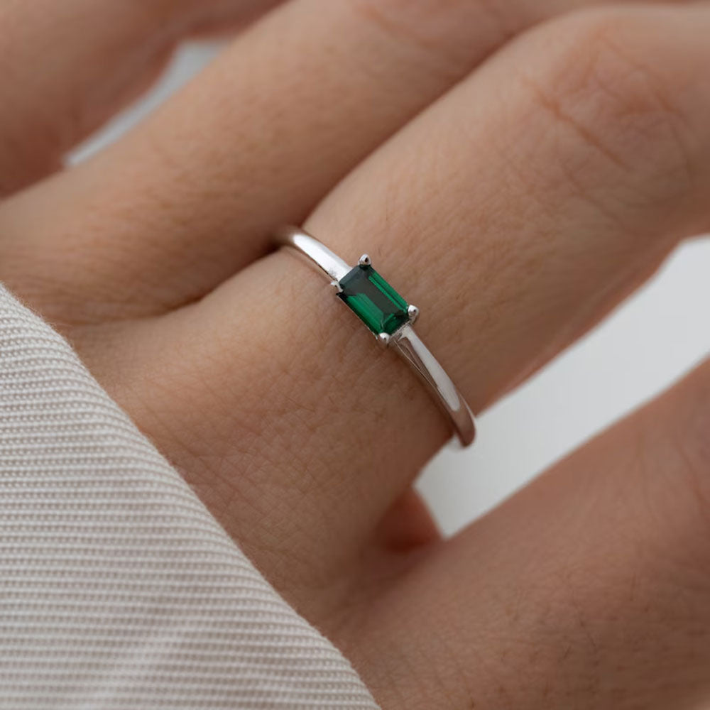 Handmade 925 Sterling Silver Apatite Ring 5x7mm