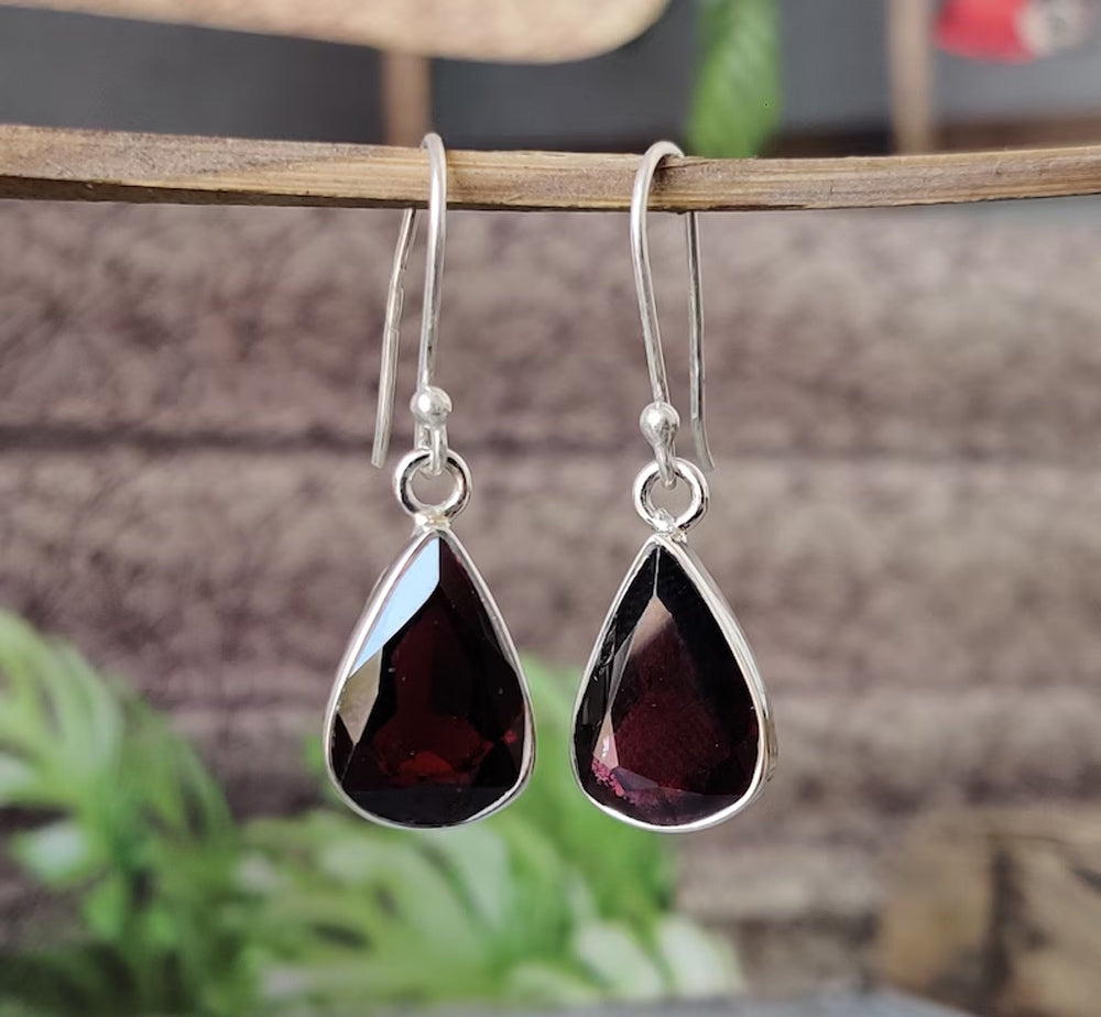 8X10MM Natural Garnet Cut Gemstone Pear Shape Dangle Pair Earring Handmade Sterling Silver Earring For Women Girl Jewelry