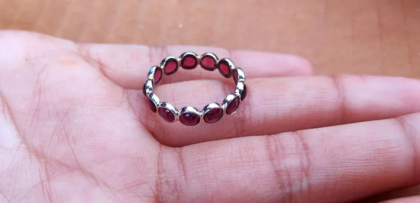 Trendy 925 Sterling Silver Gold Plated Gems Rings 3MM Handmade Garnet Quartz Stone Round Shape Bezel Set Ring For Her Jewelry