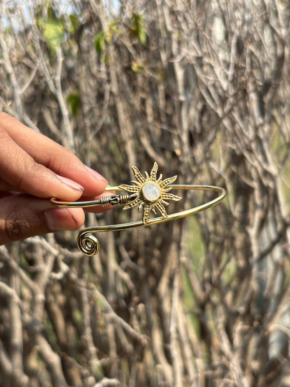 Vintage Gold Sunburst Cuff - Celestial Moonstone Bangle