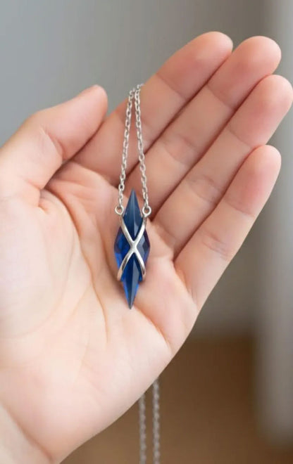Blue Crystal Kite Pendant Necklace in Silver Setting