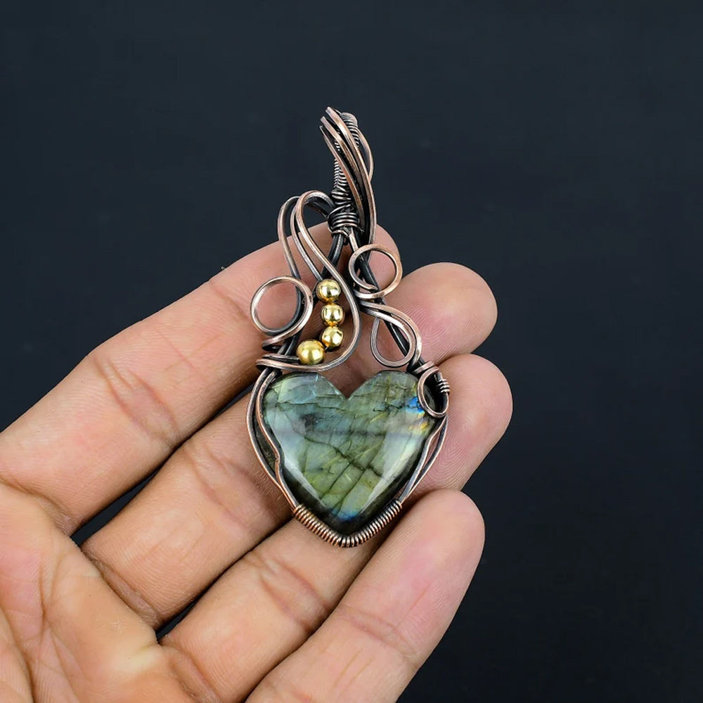 Awesome Handmade Copper/Brass Bezel With Wire Wrapped Pendant Heart Shape 20To25MM Labradorite Stone Pendant For Happy Birthday Gift's
