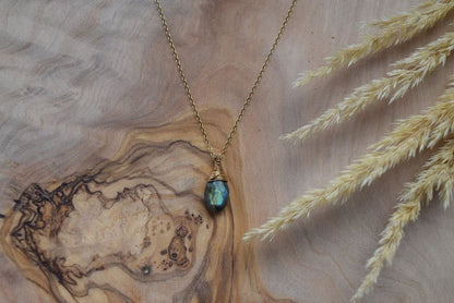 Handmade Brass Wire Wrapped Pendant Pear Shape 10MM Labradorite Pendant For Anniversary Gift for Wife Jewelry