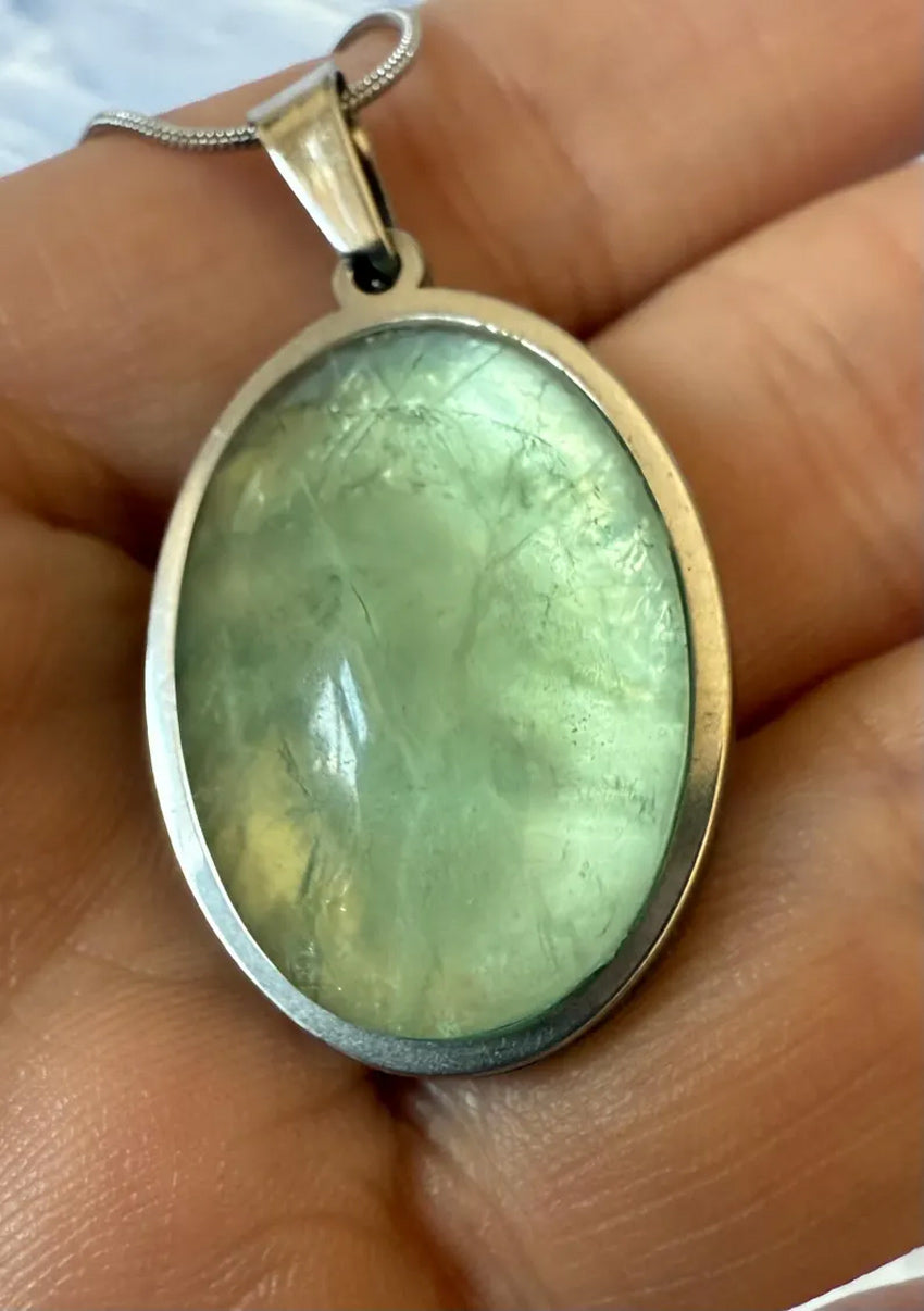 20MM Approx Labradorite Gemstone Pendant With Macrame Chain Necklace 925 Sterling Silver Bezel Set Anniversary Gift's Women and girl Jewelry For Her