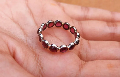 Trendy 925 Sterling Silver Gold Plated Gems Rings 3MM Handmade Garnet Quartz Stone Round Shape Bezel Set Ring For Her Jewelry