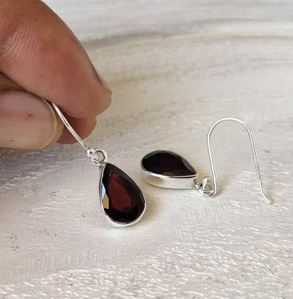 8X10MM Natural Garnet Cut Gemstone Pear Shape Dangle Pair Earring Handmade Sterling Silver Earring For Women Girl Jewelry