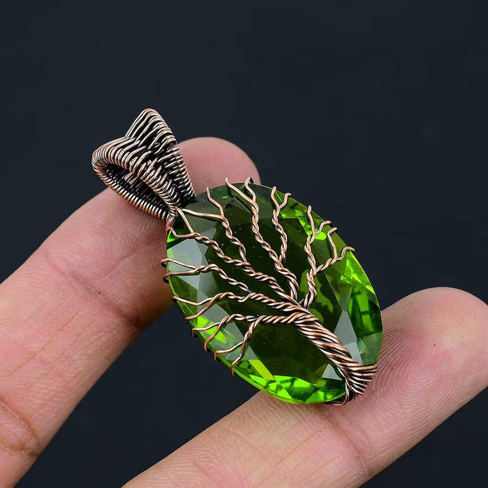 Trendy Handmade Copper Bezel With Tree Wire Wrapped Pendant Oval Shape 25To30MM Paridot Quartz Gemstone Pendant For Happy Birthday Gift's