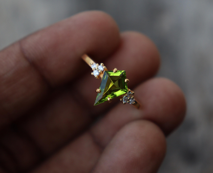 Gold Plated Silver Kite Peridot Quartz Ring 8x10mm