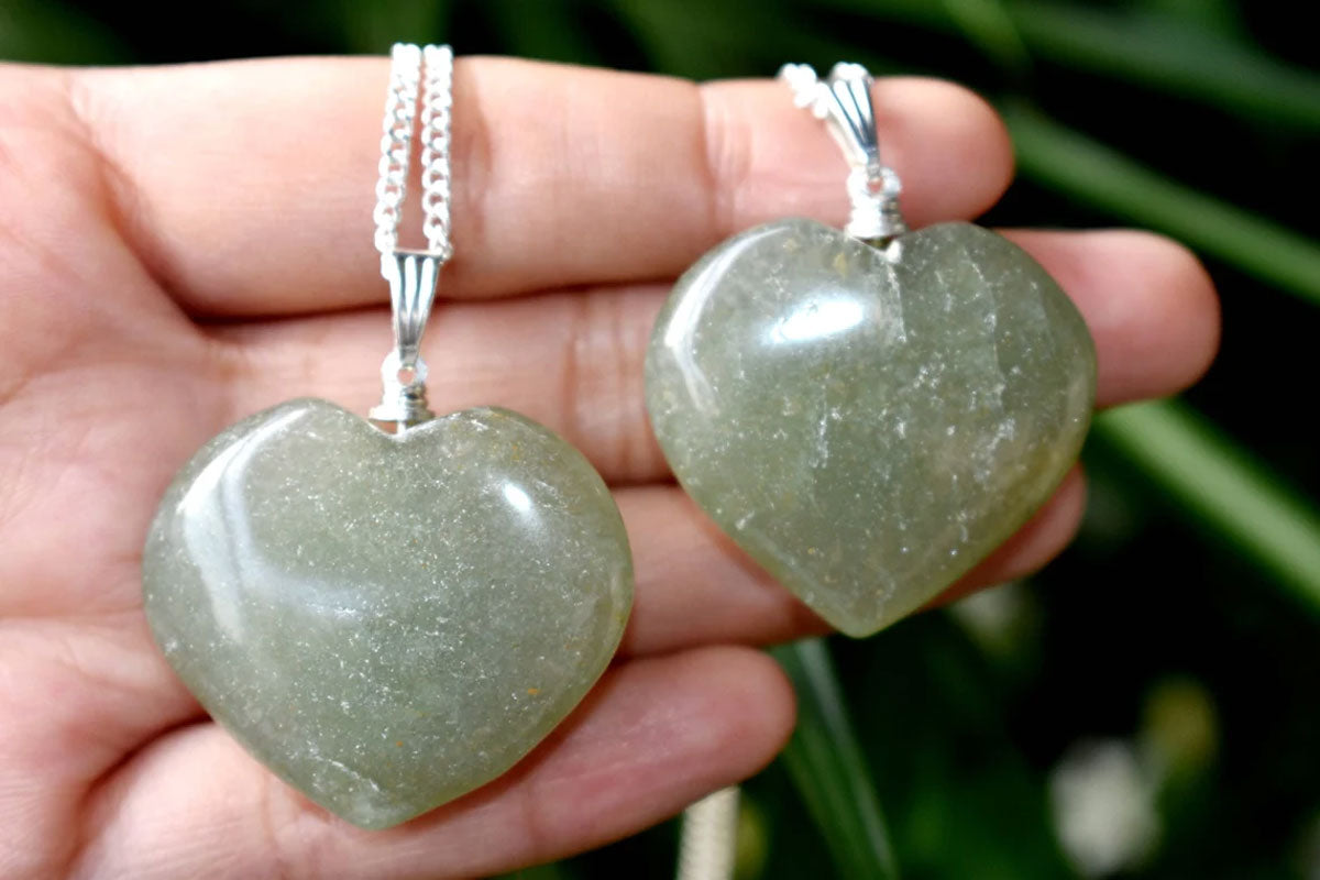 2025 Trendy Heart Shape 10mm Crafted By Hand 925 Sterling Silver Pendant With Chain Necklace Jewelry Green Fluorite Gemstone Pendant Bezel Setting For Anniversary Gift's Women or Men Jewelry