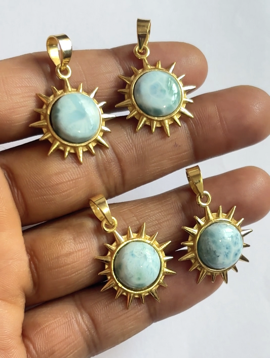 larimar gem, mix shape, carved, length 15-20mm approx