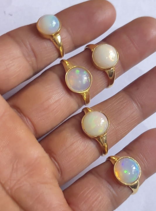 Ethiopian opal, smooth round 8-10mm approx