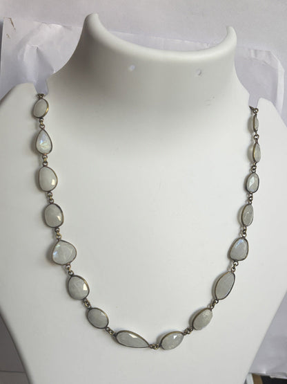 Handmade 8mm Rainbow Moonstone Beads Gems Uneven Shape Metal Chain Necklace Bezel With Set Jewelry For Women Gift Metal Brass Necklace Jewelry