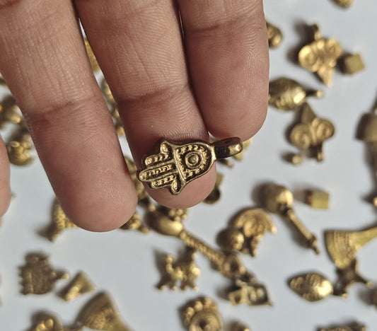 Awesome Golden Color Hamsa Hand Shape 10To15mm Brass Finding Jewelry Component Suppliers Used For Making Jewelry