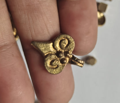 Awesome Golden Color Hamsa Hand Shape 10To15mm Brass Finding Jewelry Component Suppliers Used For Making Jewelry