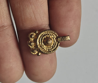 Awesome Golden Color Hamsa Hand Shape 10To15mm Brass Finding Jewelry Component Suppliers Used For Making Jewelry