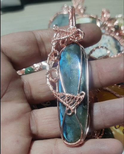 New Trendy 2025 Handmade 10To15MM Round Shape Blue Lace Agate Gemstone Metal Pendant Bezel With Wire Wrapped Set For Happy Birthday Gift For Wife For Her Metal Brass Pendants