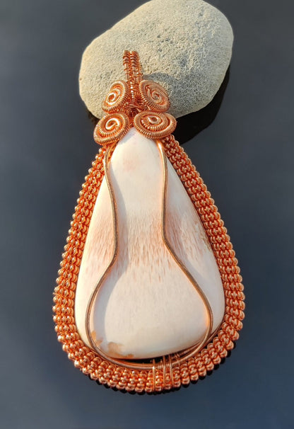 New Trendy 2025 Handmade 10To15MM Round Shape Blue Lace Agate Gemstone Metal Pendant Bezel With Wire Wrapped Set For Happy Birthday Gift For Wife For Her Metal Brass Pendants