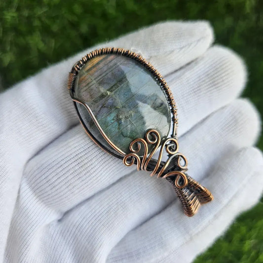 Trendy Awesome Handmade Copper/Brass Bezel With Wire Wrapped Pendant Oval Shape 25To30MM Labradorite Natural Stone Pendant For Anniversary Gift for Wife Jewelry