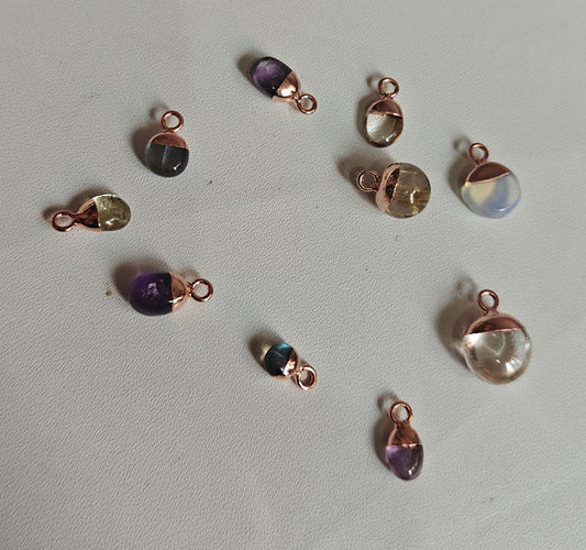 Trendy 8To12mm Mix Stone Drop Raw Gemstone Pendant Brass Golden Color Electroplated Setting Pendant Drop Shape Pendant For Happy Birthday Gift's Pendant