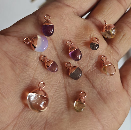 Trendy 8To12mm Mix Stone Drop Raw Gemstone Pendant Brass Golden Color Electroplated Setting Pendant Drop Shape Pendant For Happy Birthday Gift's Pendant