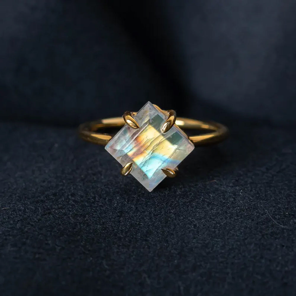 Trendy 925 Sterling Silver Gold Plated Gems Rings 10MM Handmade Rainbow Moonstone Square Octagon Shape Prong Set Ring For Her Jewelry