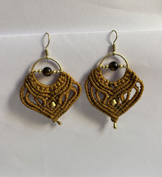 Handmade Dangle Pair Earrings Size 1.5-2 Inch Golden Color Brass Earrings Golden Color Threads or Beads Earring For Women Girl's