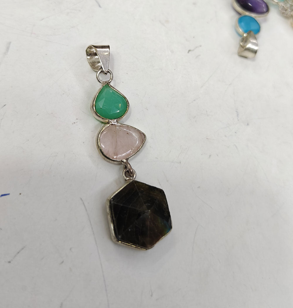 Handmade Triple Stone Size 15mm 12mm 8mm Triangle Oval Hexagon Shape Labradorite Mix Gemstone Pendant Bezel Setting 925 Sterling Silver Pendant Anniversary Gift for Wife For Her