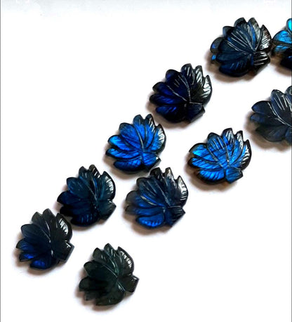 Handmade Carving Gemstone Eyes Flower Shape 20To30MM Labradorite Natural Carving Stone For Used Making Jewelry