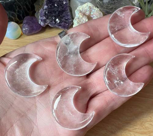 Handmade Carving Gemstone Half Moon Shape 20To30MM Crystal Quartz Natural Carving Stone For Used Making Jewelry