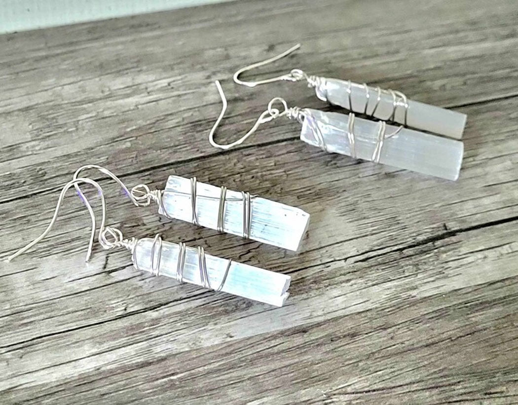 Handmade Metal Wire Wrapped Dangle Pair Earrings Selenite Gemstone Stone Size 15To20MM Pencil Shape Wire Wrapped Setting Earring Foe Women's Gift Jewelry