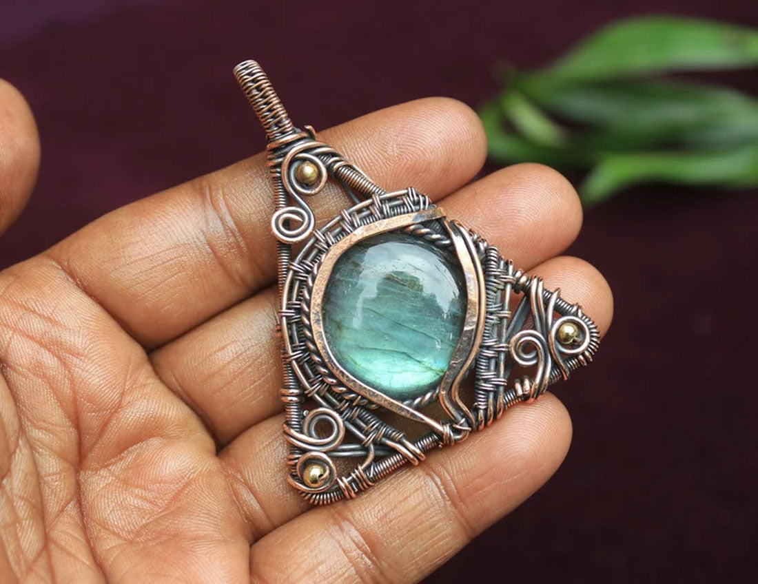 Handmade Brass Wire Wrapped Pendant Round Shape 25MM Labradorite Stone Pendant For Anniversary Gift for Wife Jewelry