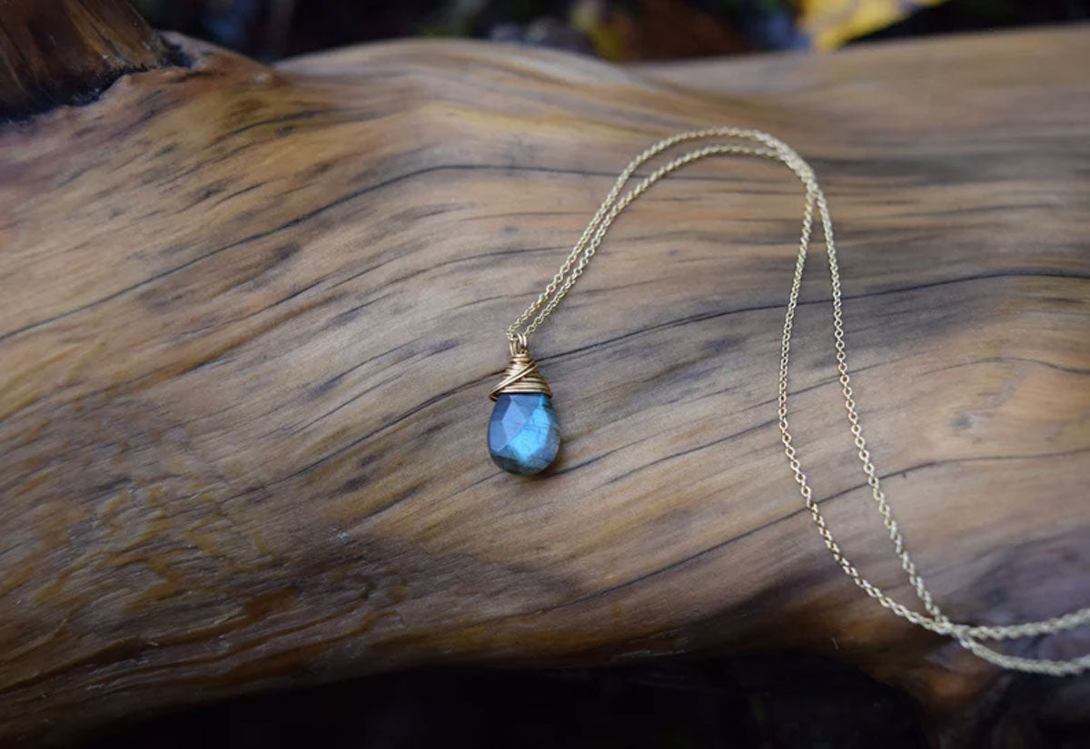 Handmade Brass Wire Wrapped Pendant Pear Shape 10MM Labradorite Pendant For Anniversary Gift for Wife Jewelry