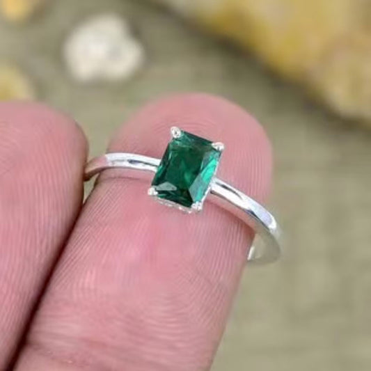 Handmade 925 Silver Ring with Apatite Gemstone